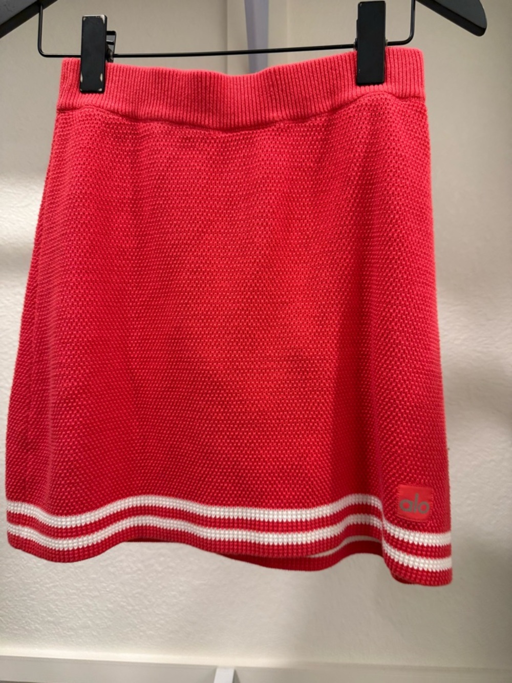 ALO Yoga Coral-Red Knit A-Line Skirt with White Striped Hem only worn once